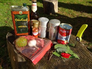 "Poi ho messo nella scatola di cartone olio, sale, pepe..."